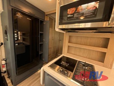 2026 Thor Motor Coach Quantum - Photo 42