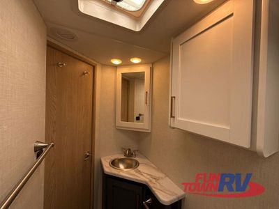 2026 Thor Motor Coach Quantum - Photo 79