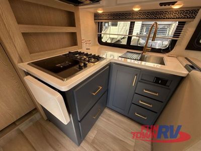 2026 Thor Motor Coach Quantum - Photo 38