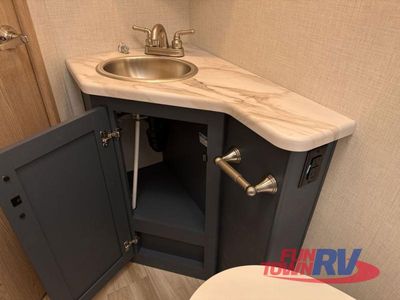 2026 Thor Motor Coach Quantum - Photo 77