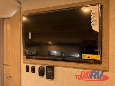 2026 Thor Motor Coach Quantum - Photo 68