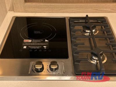 2026 Thor Motor Coach Quantum - Photo 33