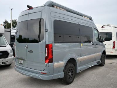 2027 Grech RV TURISMO-ION — photo 31 view