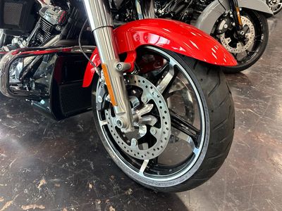 2026 Harley-Davidson Road Glide - Photo 3