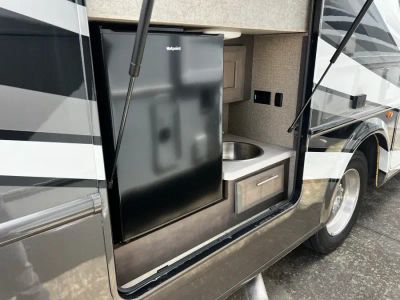 2022 Thor Motor Coach OMNI — photo 33 view