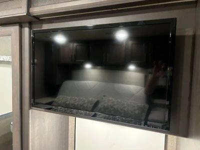 2022 Thor Motor Coach OMNI — photo 20 view