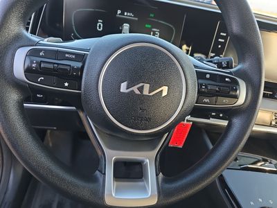 2023 Kia Sportage Hybrid — photo 19 view