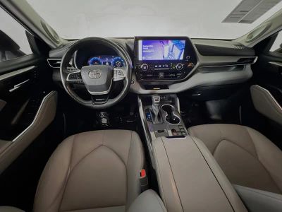 2023 Toyota Highlander — photo 27 view