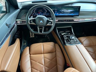 2023 BMW 7 Series — photo 24 view