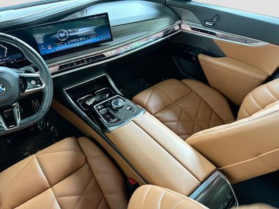 2023 BMW 7 Series — photo 25 view