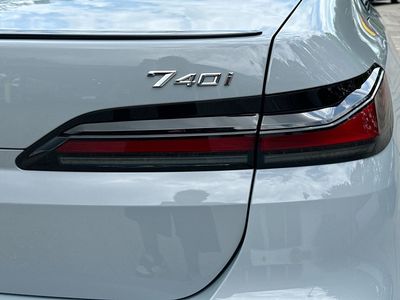 2023 BMW 7 Series — photo 33 view