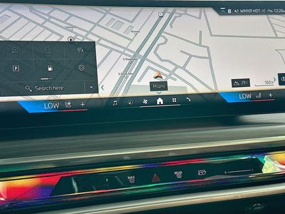 2023 BMW 7 Series — photo 13 view