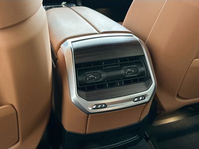 2023 BMW 7 Series — photo 27 view