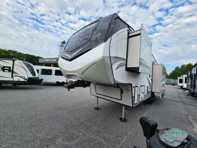 2022 Keystone RV Cougar — photo 10 view