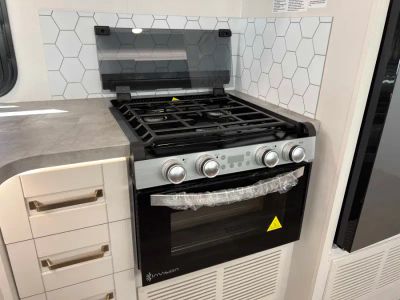 2027 Jayco GREYHAWK — photo 12 view