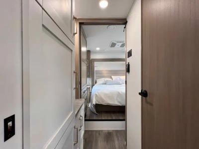 2027 Jayco GREYHAWK — photo 18 view