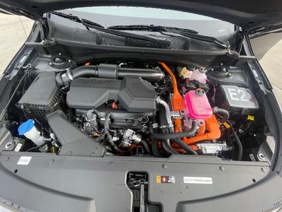 2025 Kia Sportage Hybrid - Photo 12