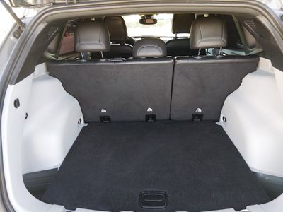2023 Jeep Compass — photo 11 view