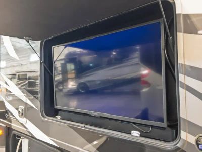 2023 Thor Motor Coach MIRAMAR — photo 25 view