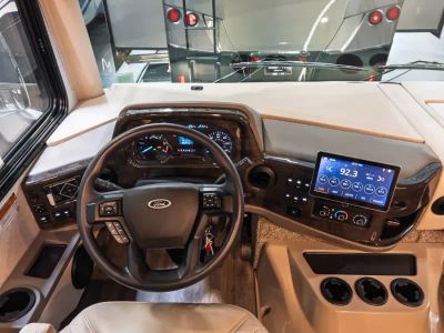 2023 Thor Motor Coach MIRAMAR — side profile view