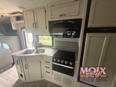 2023 Jayco Redhawk - Photo 14