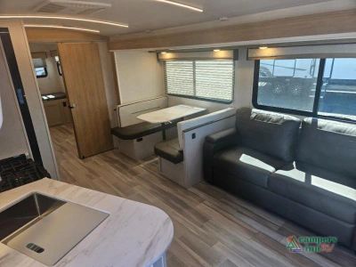 2025 Cruiser Embrace - Photo 20