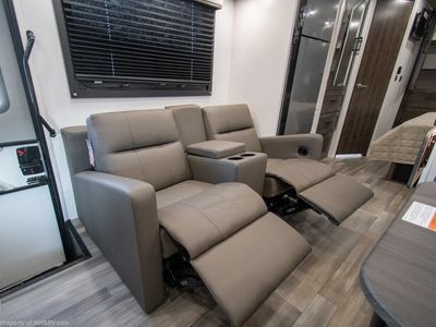 2026 Entegra Coach Odyssey - Photo 11
