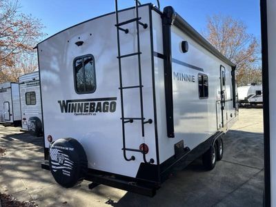 2025 Winnebago Minnie - Photo 5