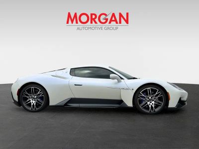 2022 Maserati MC20 — side profile view