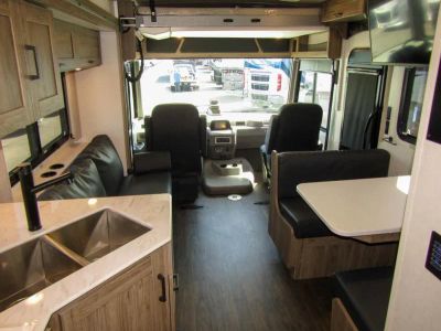 2026 Winnebago VISTA - Photo 4