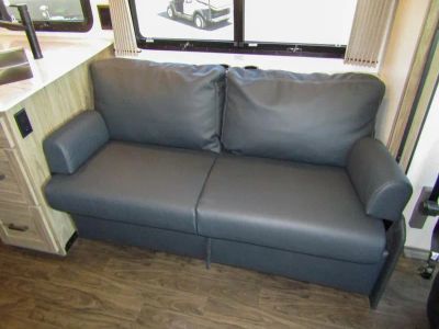2026 Winnebago VISTA - Photo 8