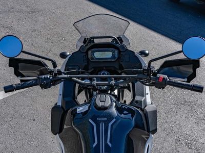 2025 Kawasaki KLR650 Pearl Crystal White/Metallic Carbon Gray - Photo 8