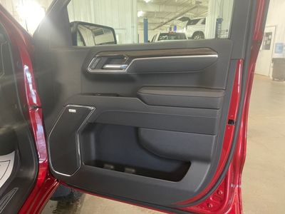 2026 Chevrolet Silverado 1500 — photo 21 view