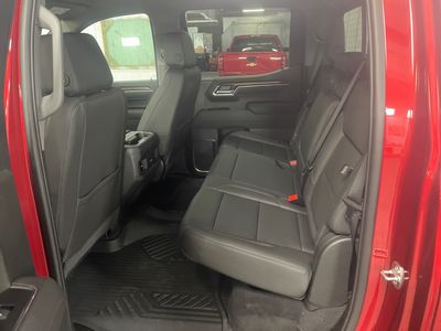 2026 Chevrolet Silverado 1500 — photo 14 view