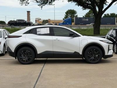 2026 Toyota C-HR - Photo 3
