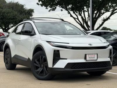 2026 Toyota C-HR - Photo 2