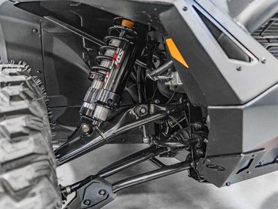 2025 Can-Am Defender MAX Limited HD10 - Photo 6