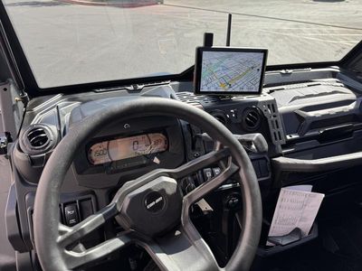 2025 Can-Am Defender MAX Limited HD10 - Photo 15