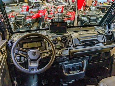 2025 Can-Am Defender MAX Limited HD10 - Photo 9