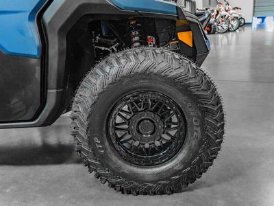 2025 Can-Am Defender MAX Limited HD10 - Photo 12