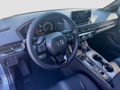 2026 Honda Civic Hatchback - Photo 9