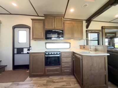 2019 Keystone RV Cougar - Photo 33
