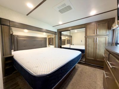 2019 Keystone RV Cougar - Photo 16