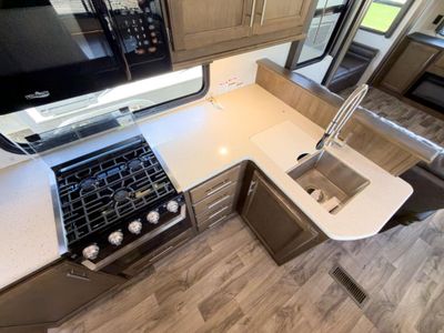 2019 Keystone RV Cougar - Photo 34