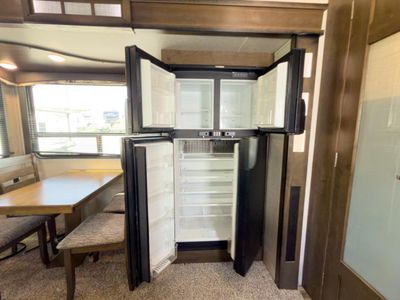 2019 Keystone RV Cougar - Photo 32