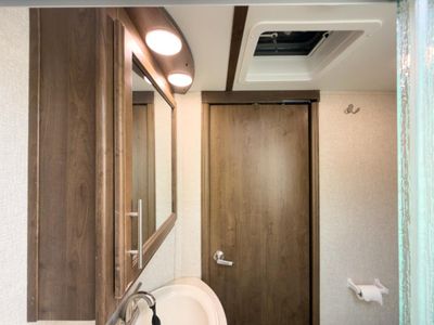 2019 Keystone RV Cougar - Photo 28