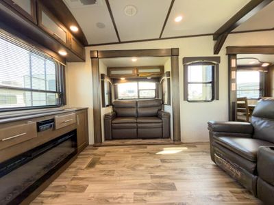 2019 Keystone RV Cougar - Photo 37
