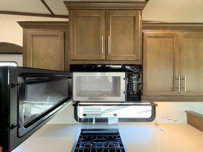 2019 Keystone RV Cougar - Photo 35