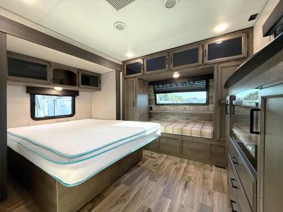 2022 Venture SportTrek Touring Edition - Photo 7
