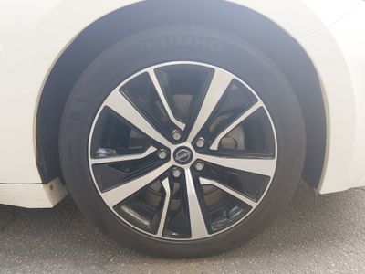 2023 Nissan Maxima - Photo 10